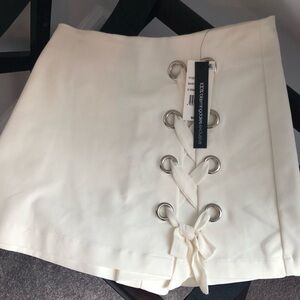 NWT Do + Be skort XS